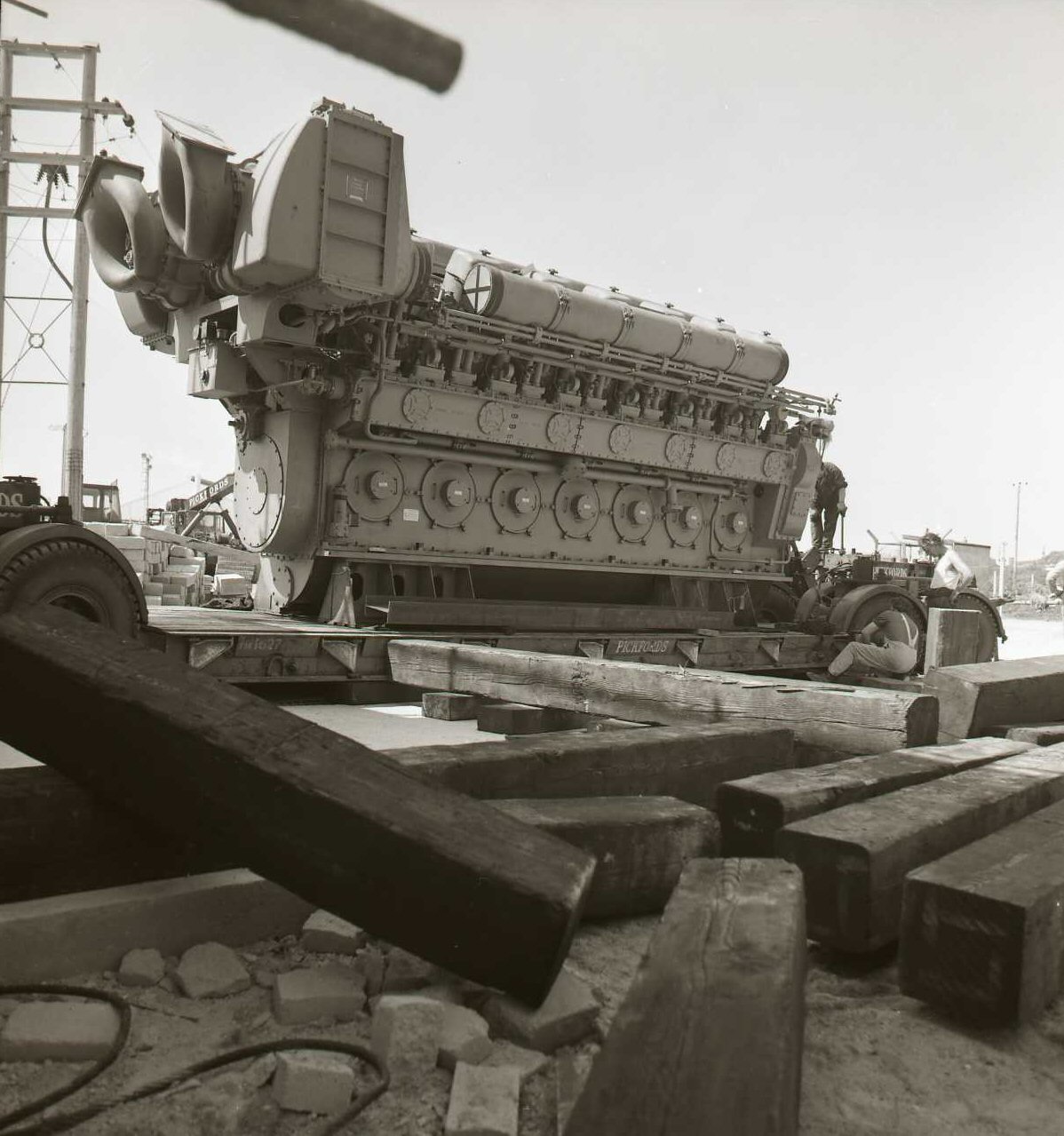 Timber packing laid out ready to take the weight of the engine as it comes off the trailer.